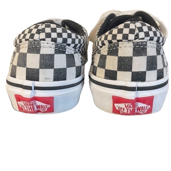 GUC Vans youth skateboard sneakers, checkered, black and white, size 1 youth - Picture 6 of 10